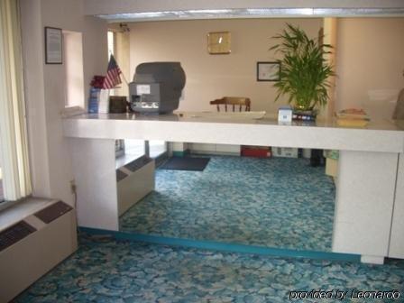 Travelers Inn 게인즈빌 내부 사진